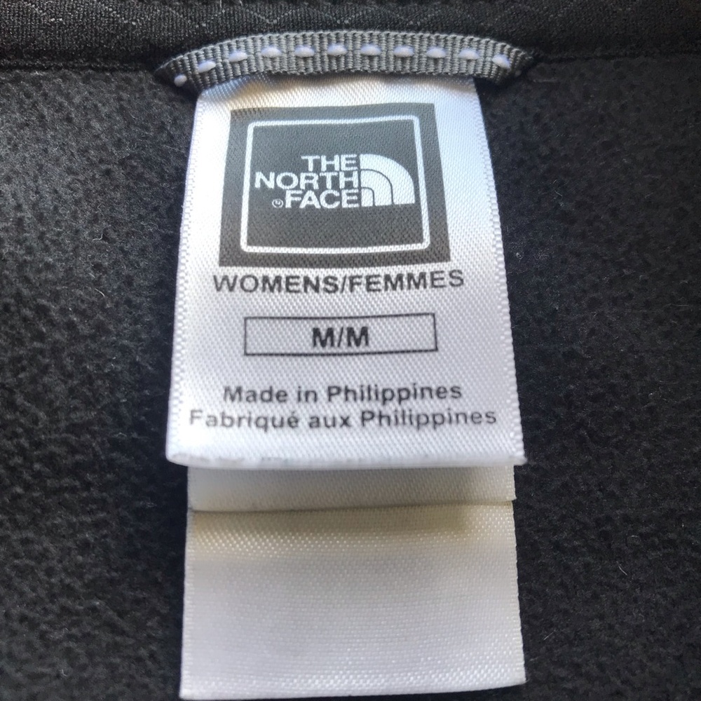 The North Face Sweater - Picture 2 of 2